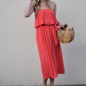 Off the shoulder tie waist dress